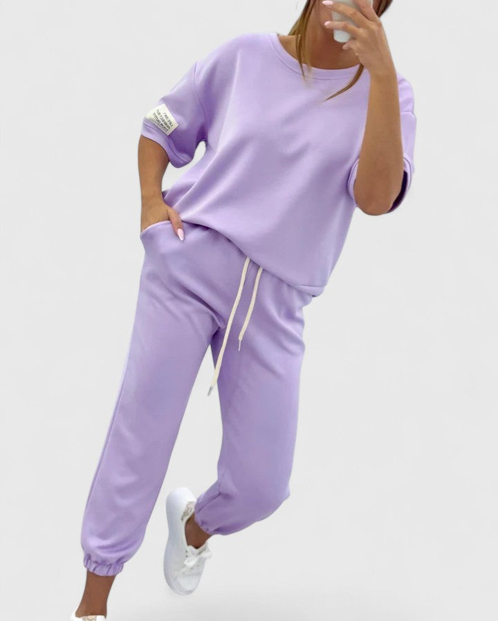 Gloria - Comfortable Half-Sleeve & Trouser Set