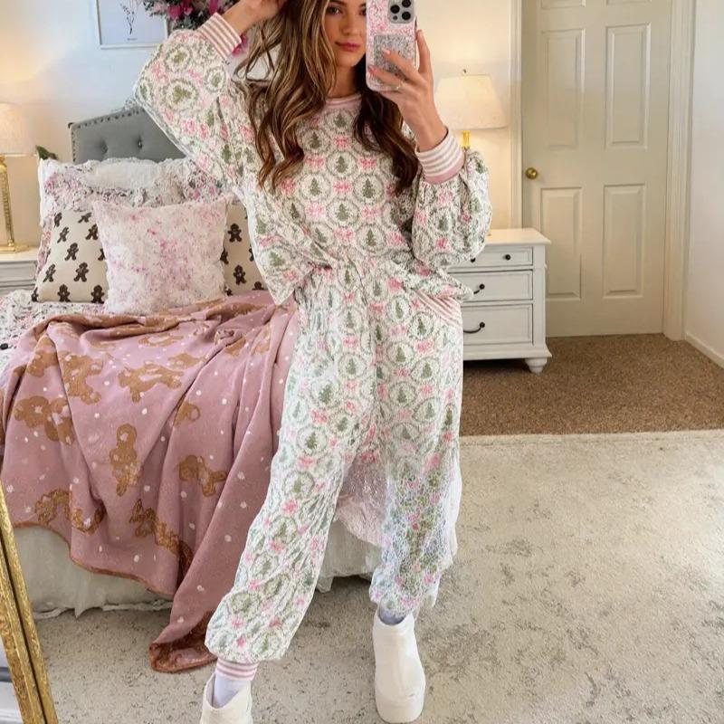 Rynel - Festive Bow Print Loungewear Set
