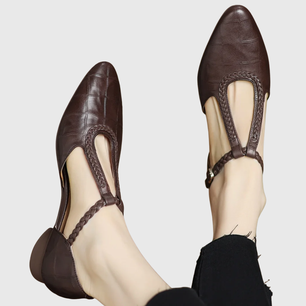 Inès metallic buckle T-strap leather Mary Janes displaying metal hardware