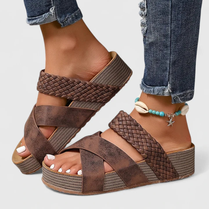 Danyzelle - Support Sandals