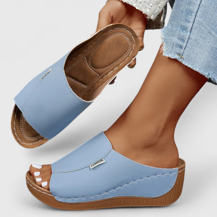 Celestria packable lightweight comfortable support sandals