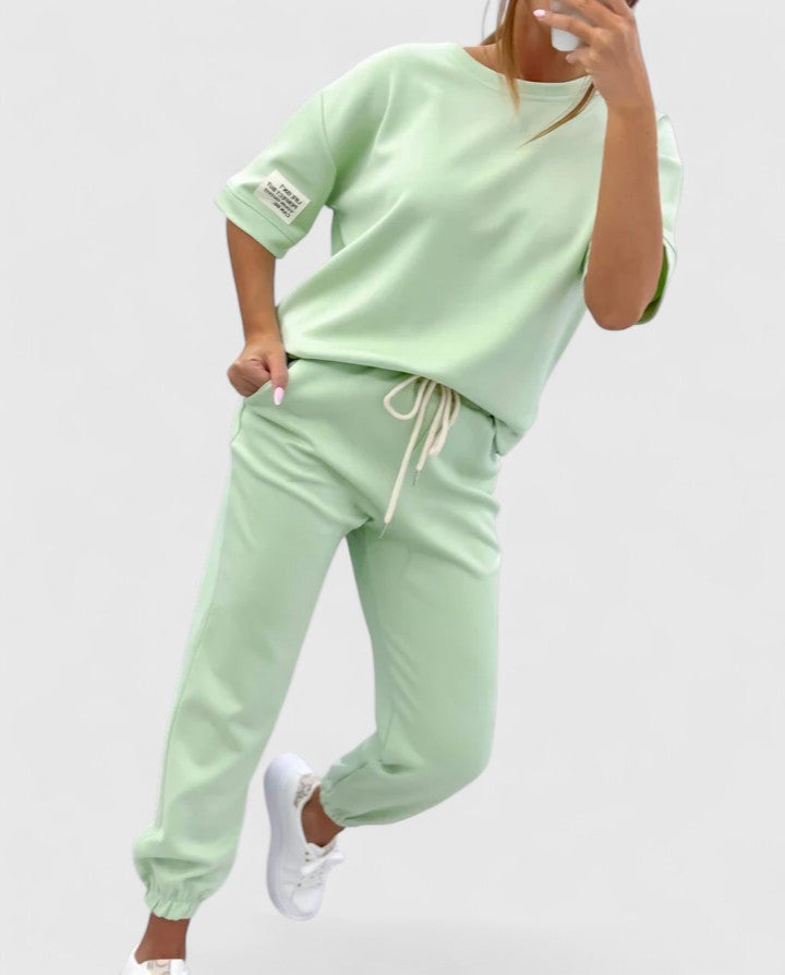 Gloria comfortable half-sleeve top and long trousers set