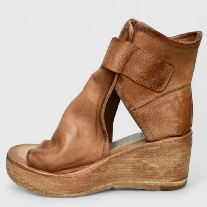 Jess Cushioned Wedge Sandals