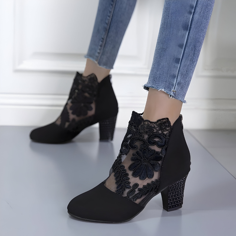 Lynora - Support Heels