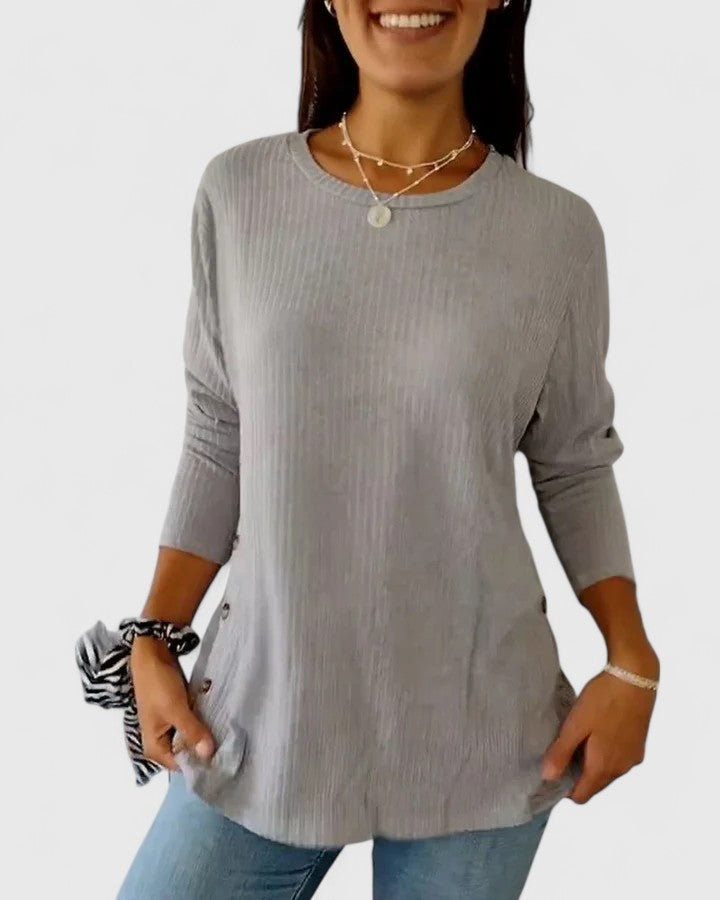 Manon - Elegant Crew Top