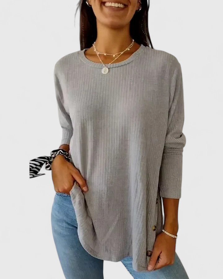 Manon - Elegant Crew Top
