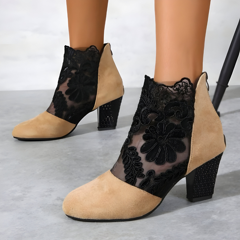 Lynora - Support Heels