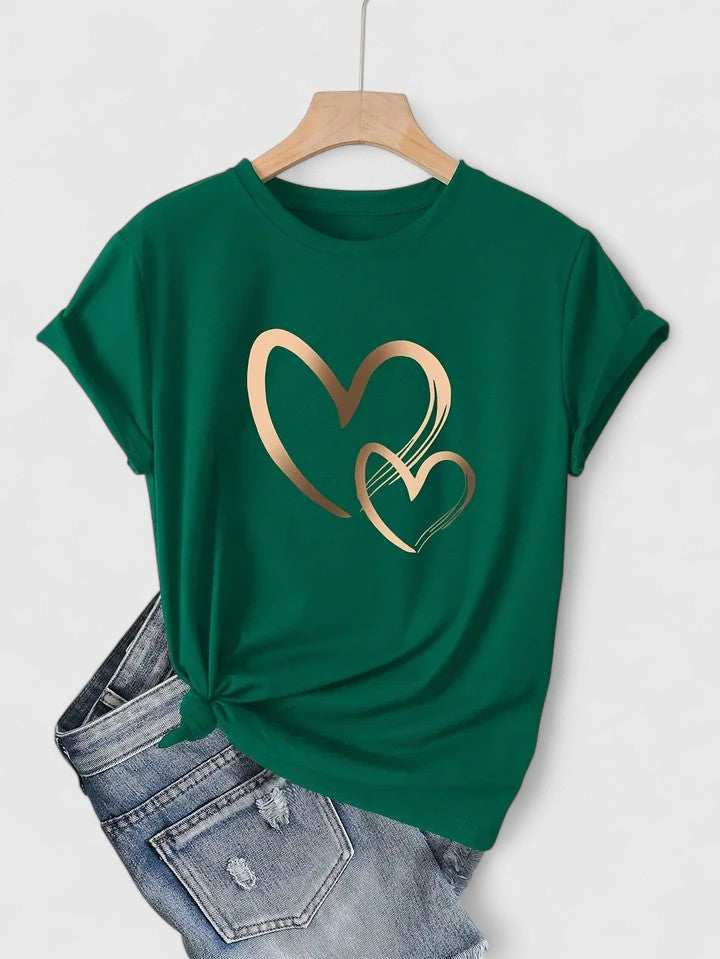 Clara - Comfortable Heart Graphic T-Shirt
