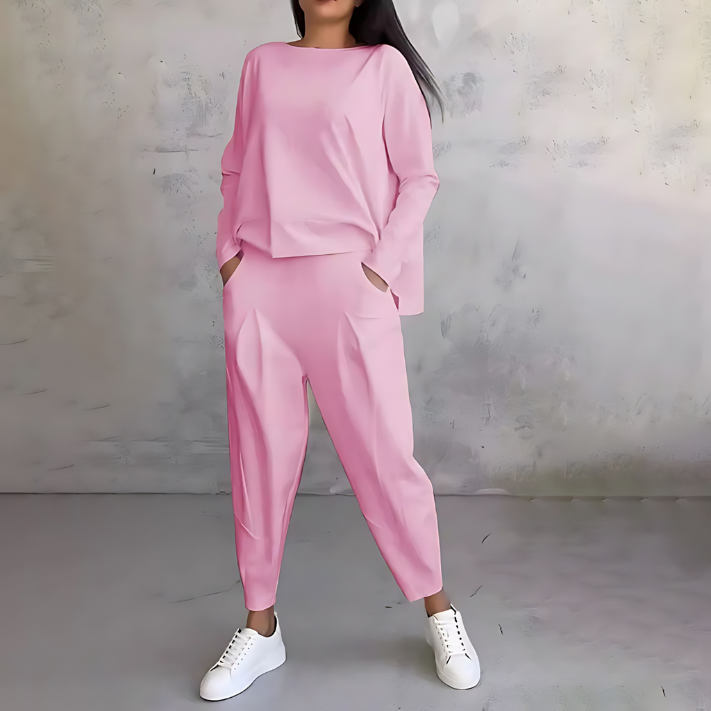 Avenn Comfortable Two-Piece Set