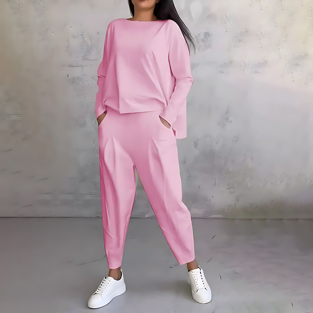 Avenn Comfortable Two-Piece Set