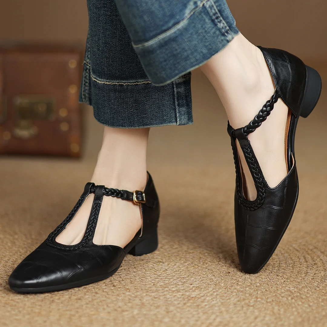 Inès - Metallic Buckle T-Strap Leather Mary Janes