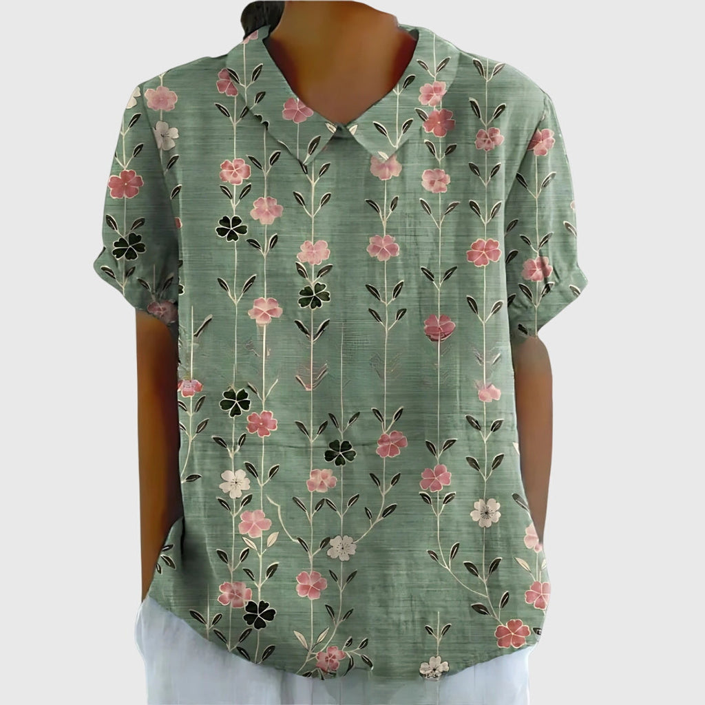 Élise casual floral breathable blouse styled casually with jeans