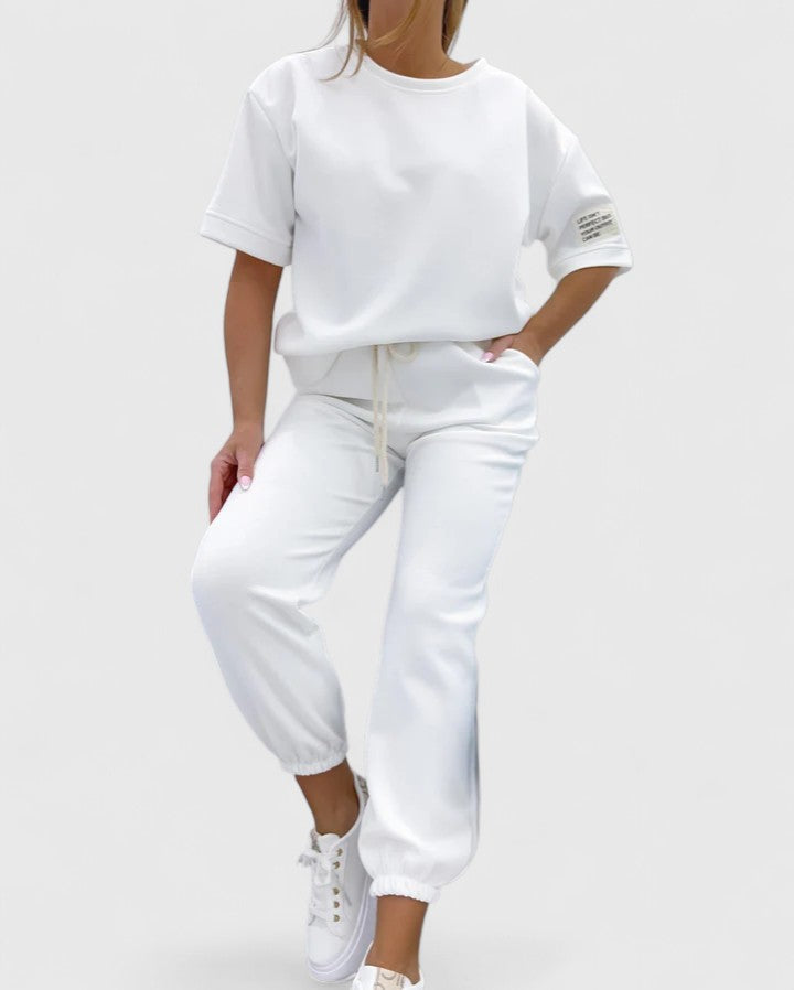 Gloria - Comfortable Half-Sleeve & Trouser Set