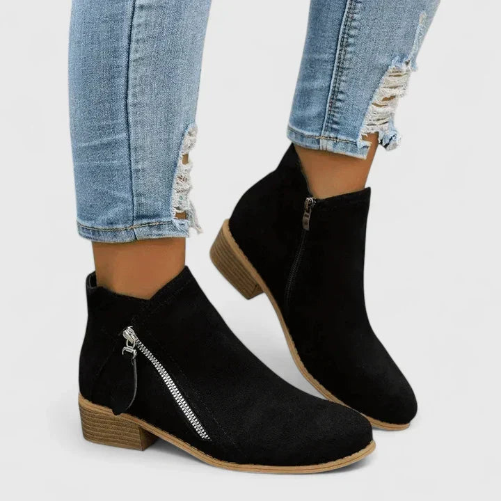 Chloe - Classic Leather Boots