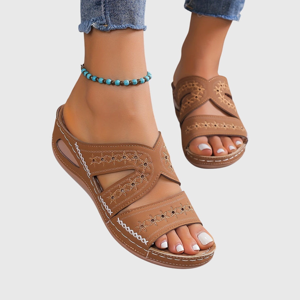 Noelle - Lightweight Support Sandals