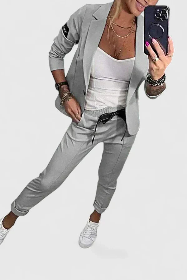 Hylenorah - Elegant Blazer & Jogger Set