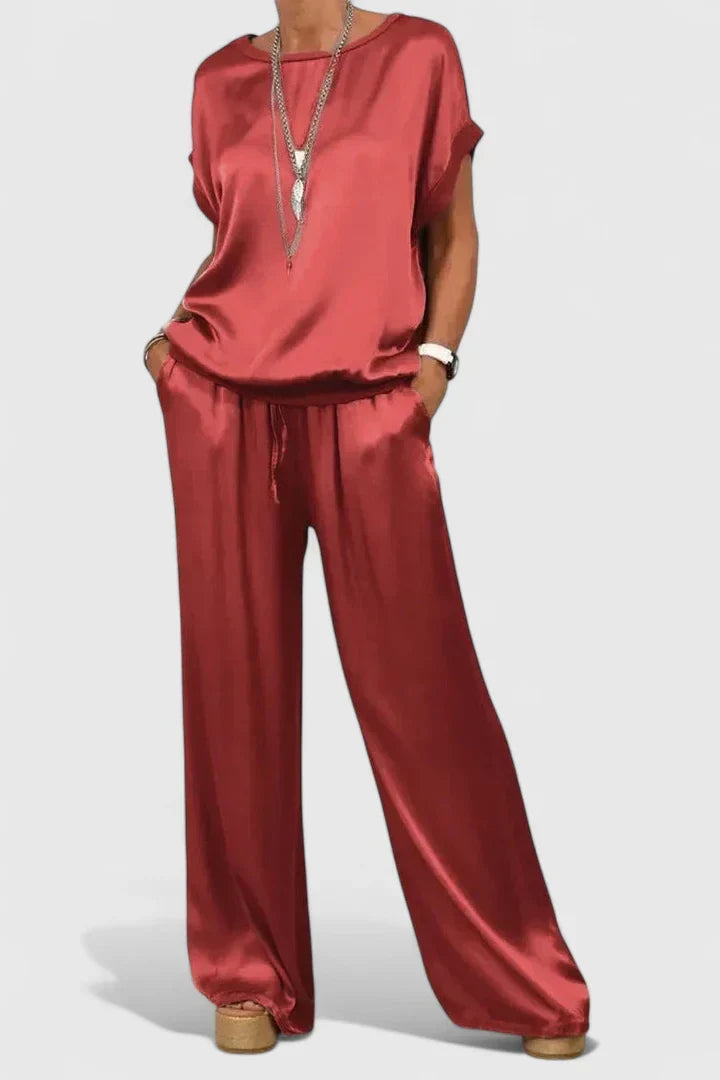 Jessykkah - Comfortable Two-Piece Set