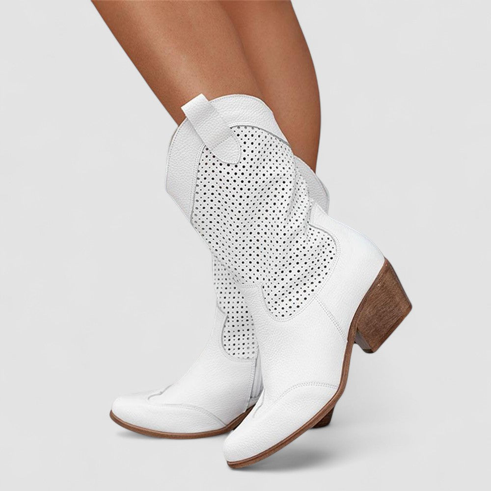 Madeleine western boots in soft suede and leather with 4cm block heel