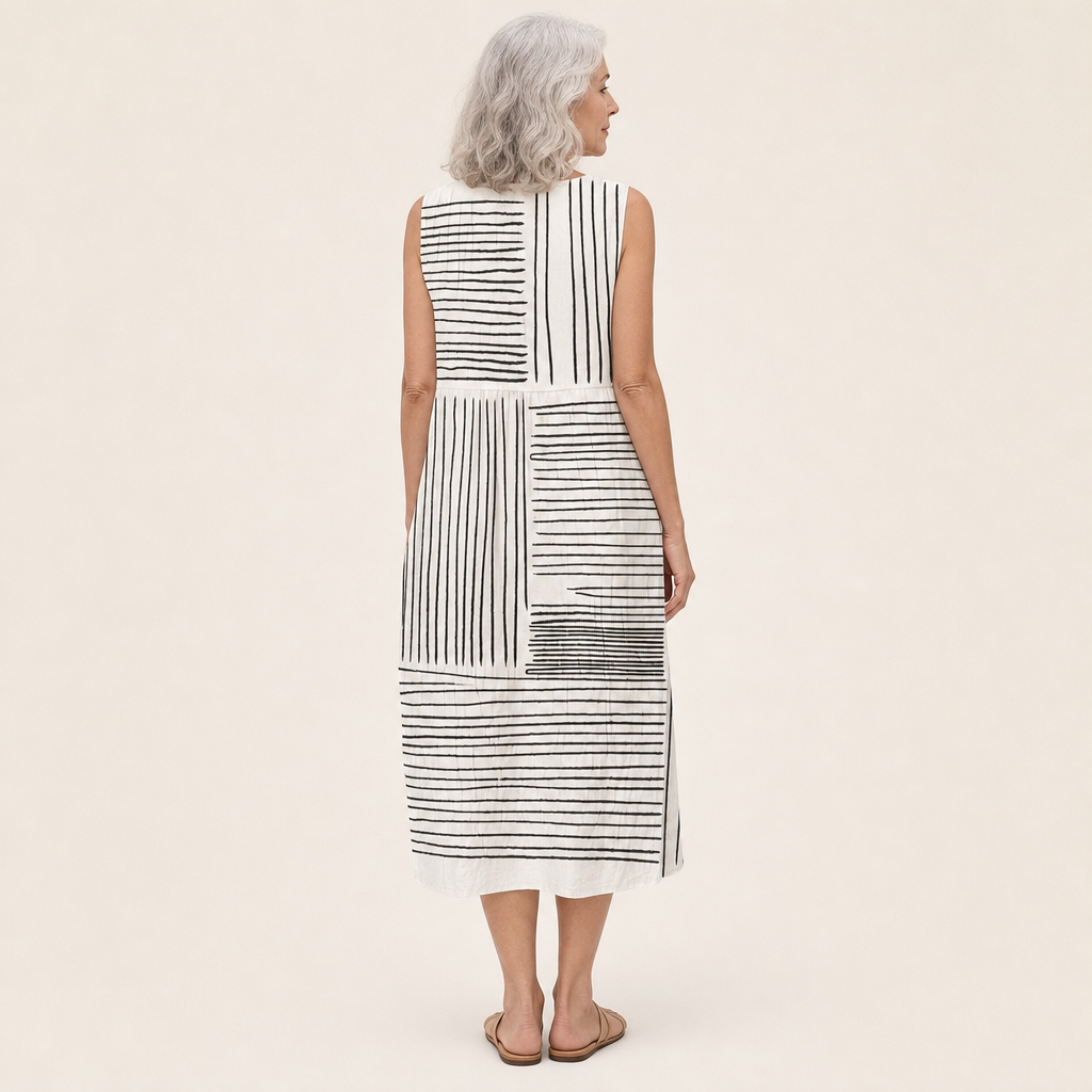 Vivienne - Comfortable Sleeveless Summer Dress