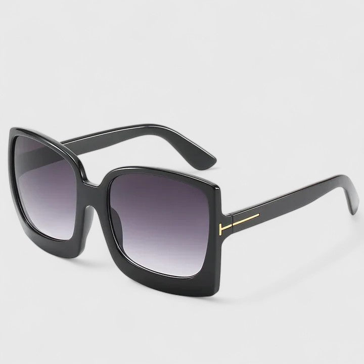 Kynzlee - Elegant Sunglasses