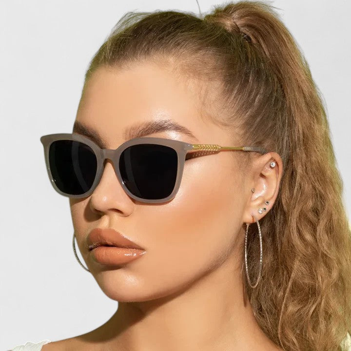 Savanuhh - Elegant Sunglasses