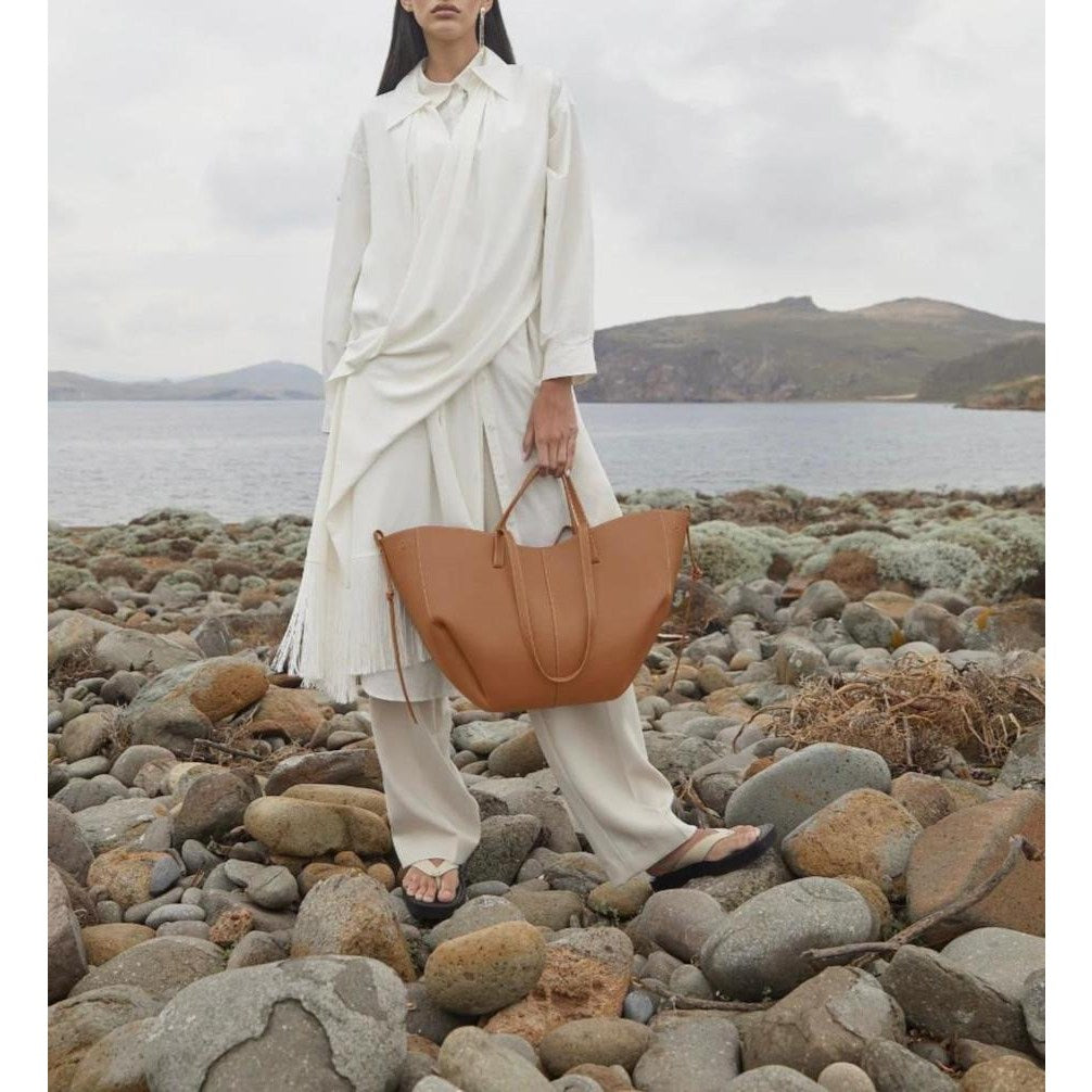 Anemone - Elegant and Durable Tote Bag