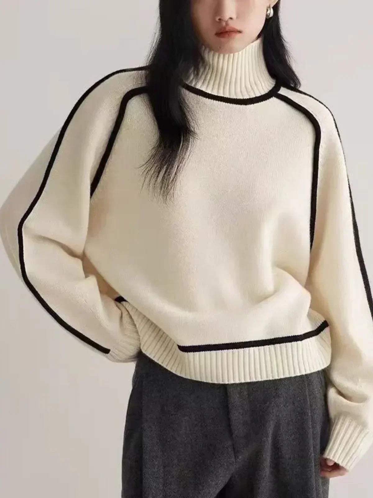 Sandrine - Elegant Turtleneck Sweater