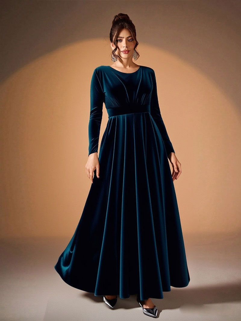 Beatrice Round-Neck Long Sleeve Velvet Maxi Dress