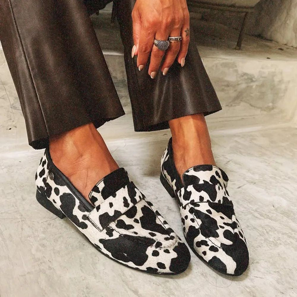 Darcy - Playful Monochrome Loafers