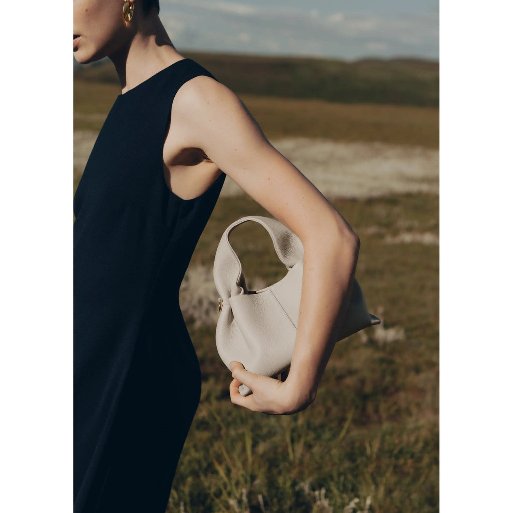 Herita - Elegant Travel Bag