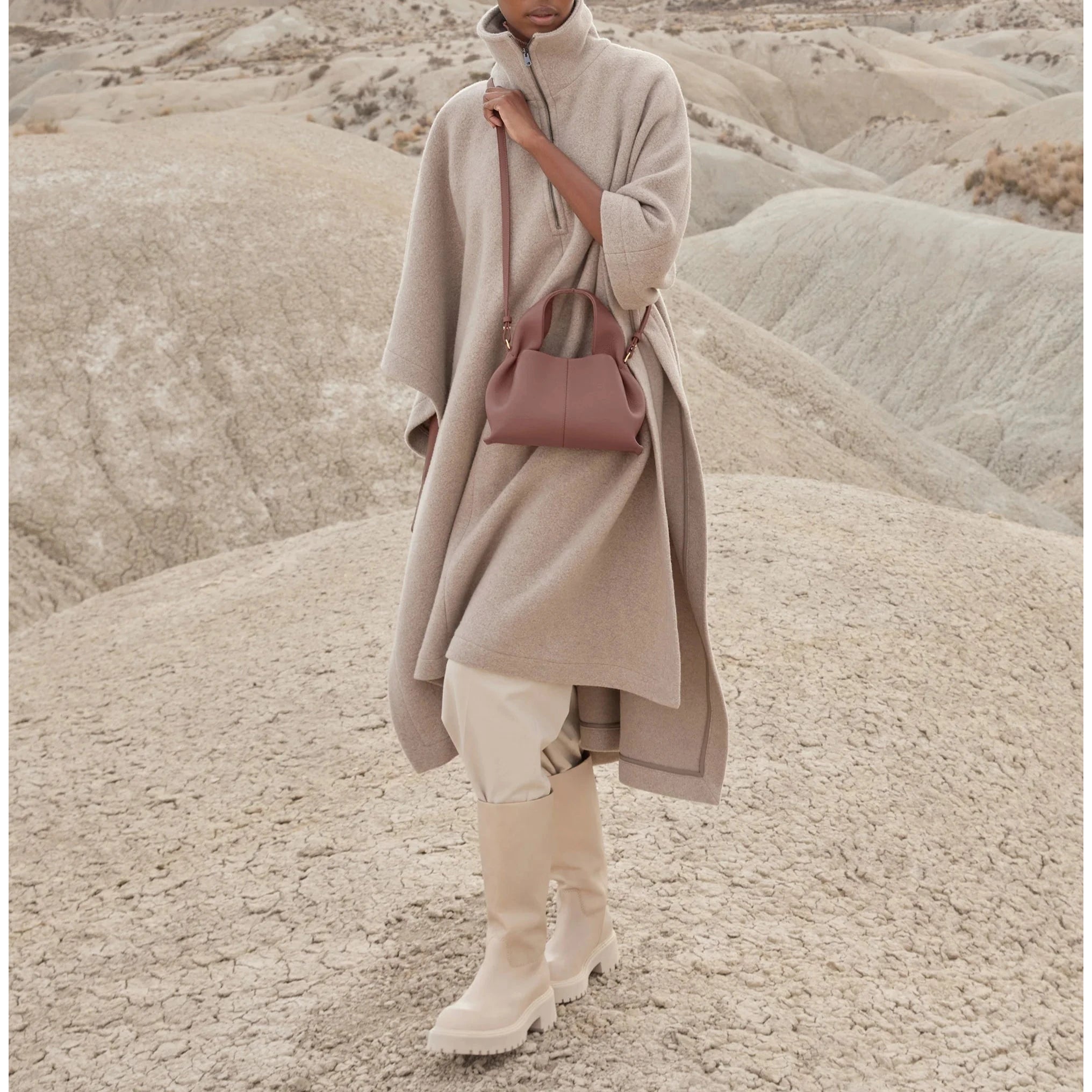 Herita - Elegant Travel Bag