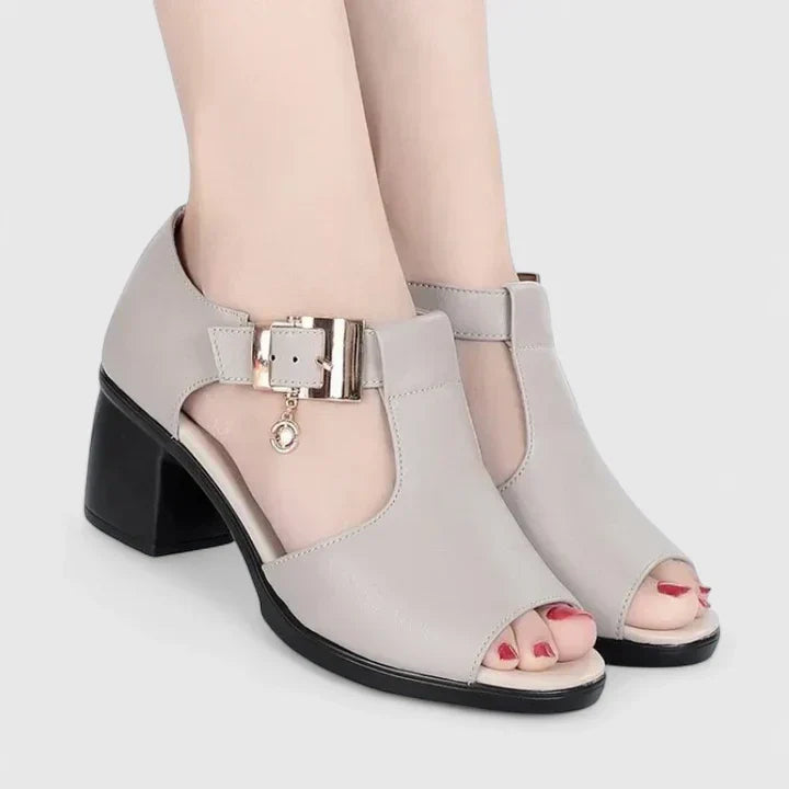 Lyzanne - Elegant Sandals