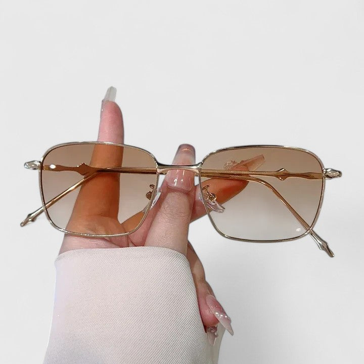Raygynn - Elegant Sunglasses