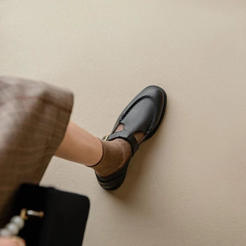 Léa - Round-Toe Retro Stitched Leather Flats