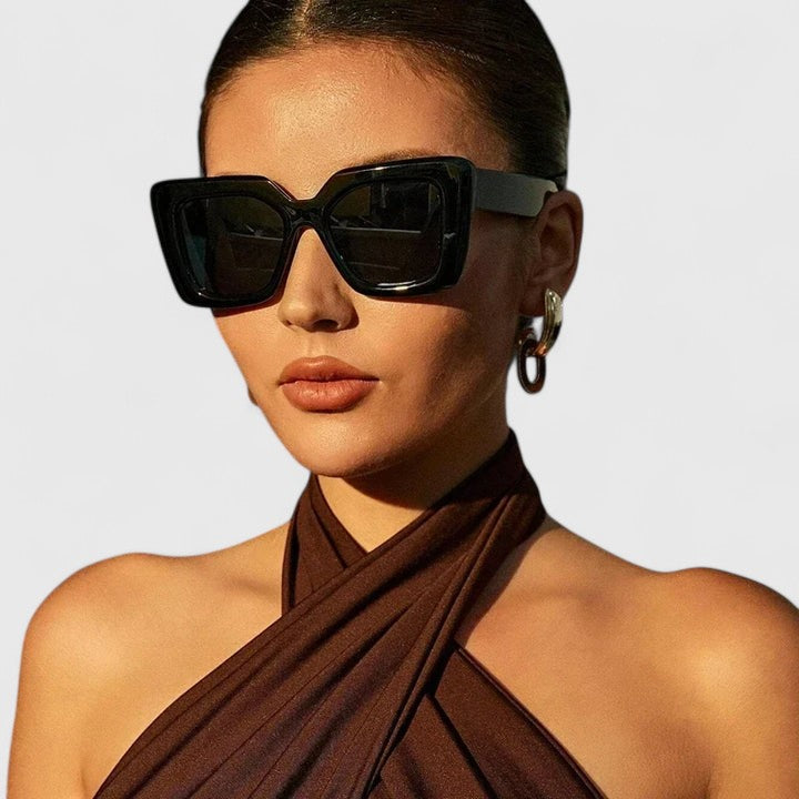 Raeyana - Elegant Sunglasses