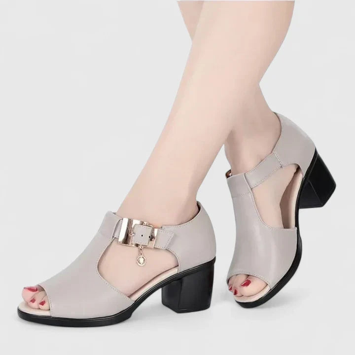 Lyzanne stylish cushioned versatile summer sandals