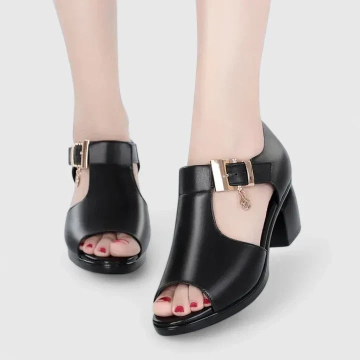 Lyzanne - Elegant Sandals