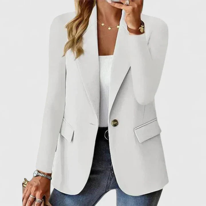 Katerynnae - Structured Fitted Blazer