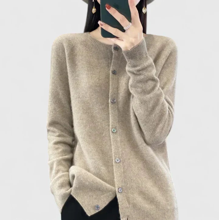 Lyxandria - One-Button Classic Crewneck Cardigan