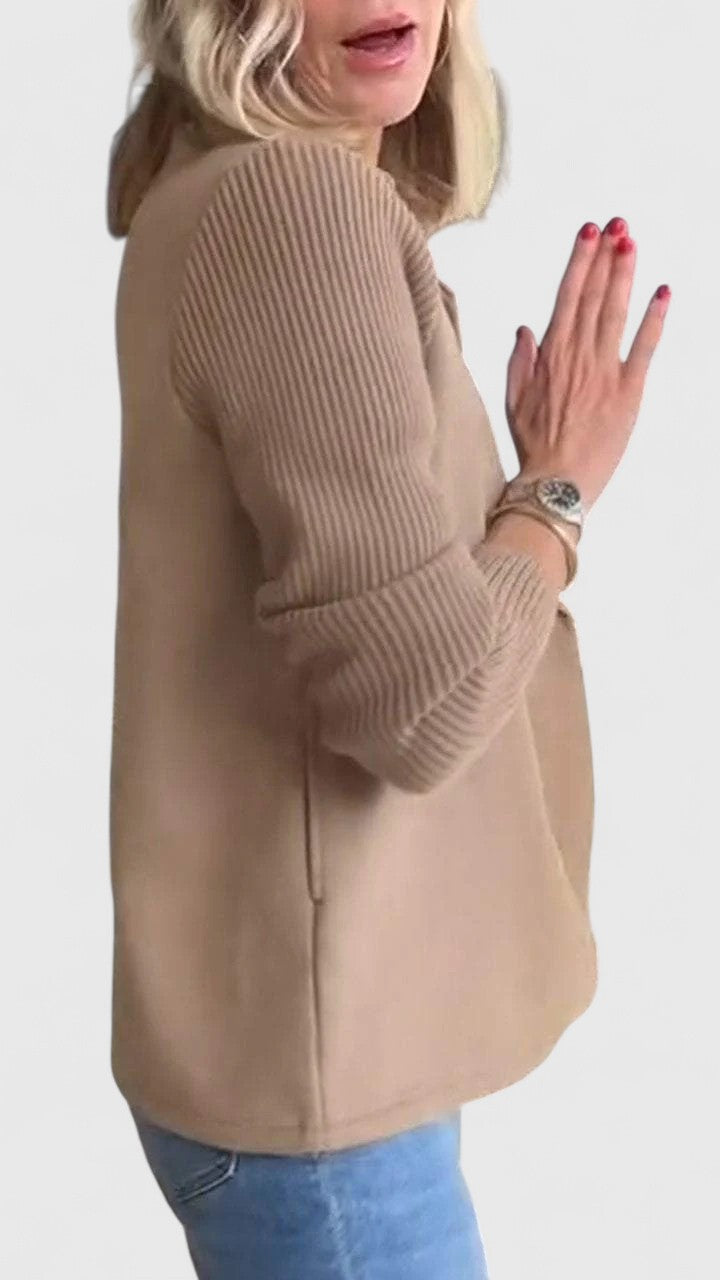 Winslet - Double-Breasted Contrast-Sleeve Blazer