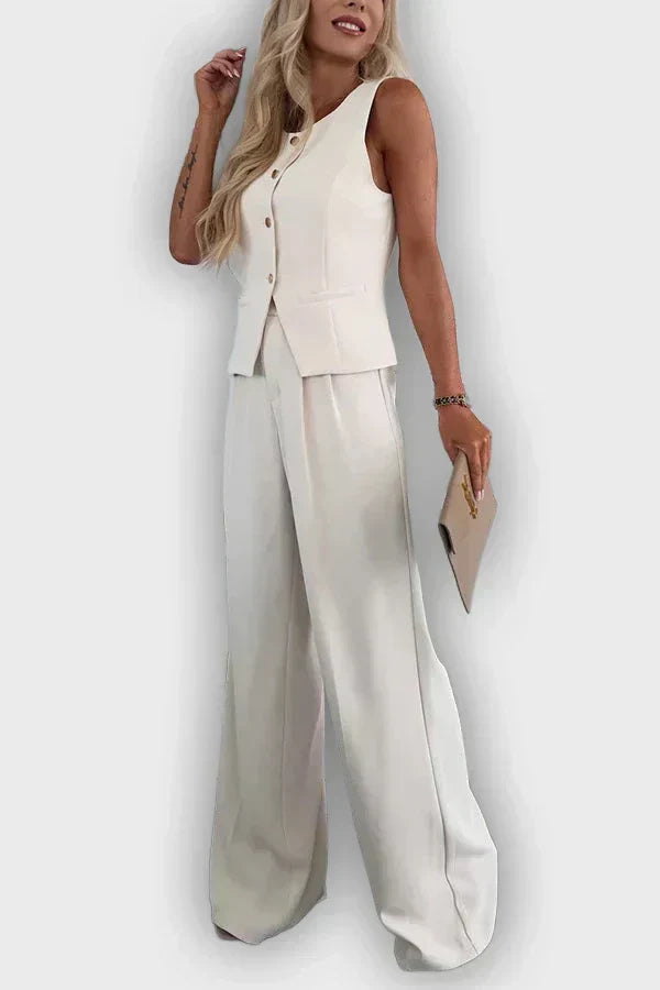 Hailiegh - Sophisticated Button-Front Set
