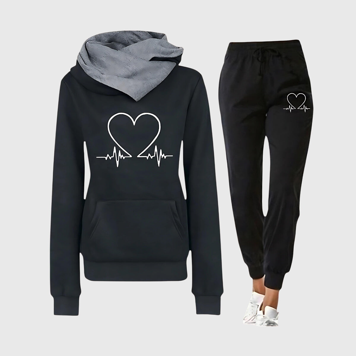 Heartbeat - Cozy Printed Tracksuit