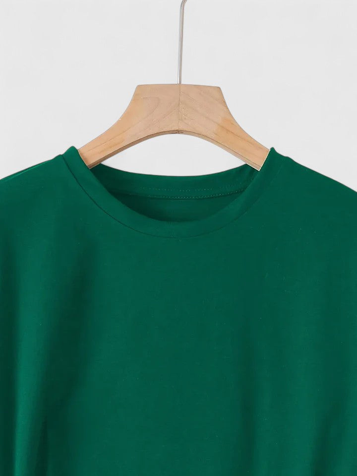 Clara - Comfortable Heart Graphic T-Shirt
