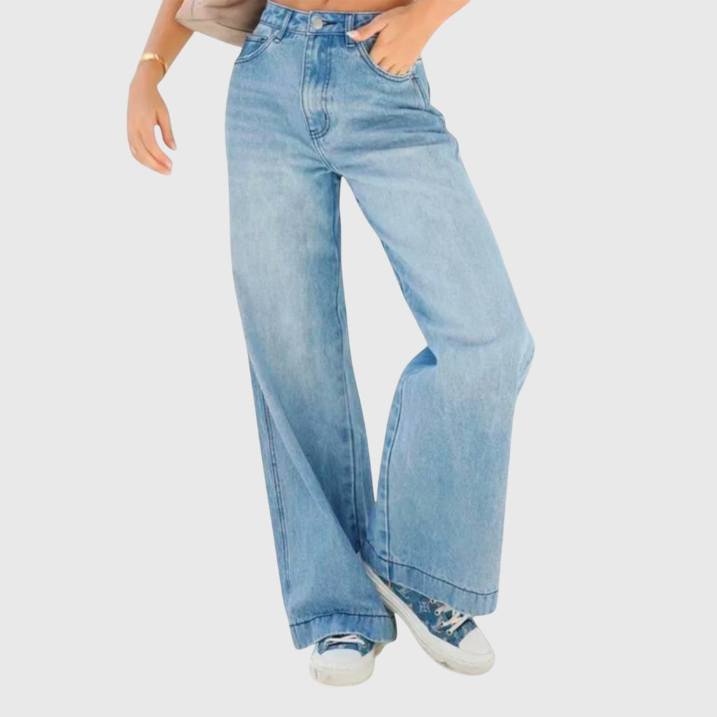 Manon women baggy pants with a relaxed urban silhouette