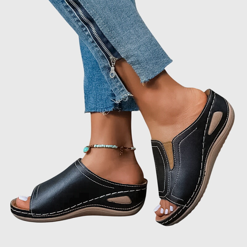 Aretha - Support Sandals