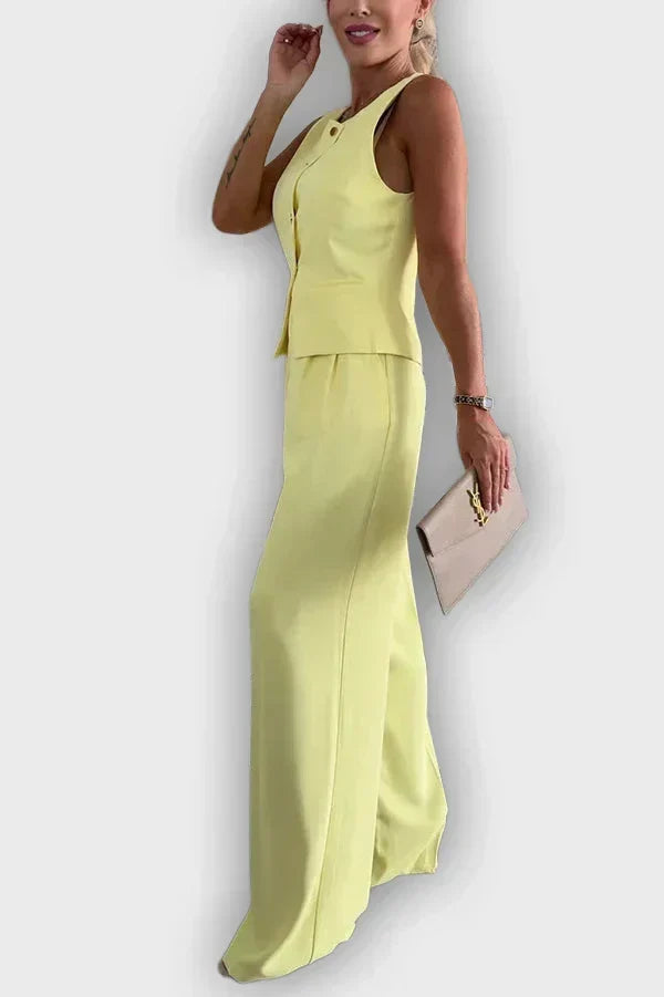 Hailiegh - Sophisticated Button-Front Set