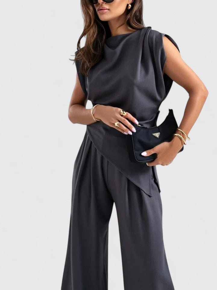 Sharon - Elegant Sleeveless Set