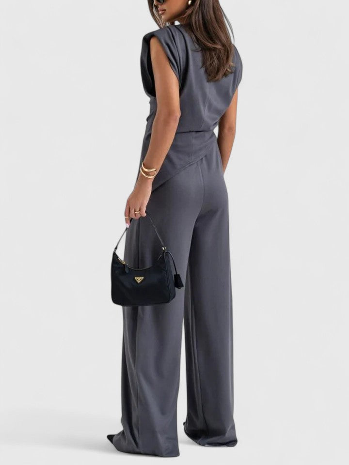 Sharon - Elegant Sleeveless Set