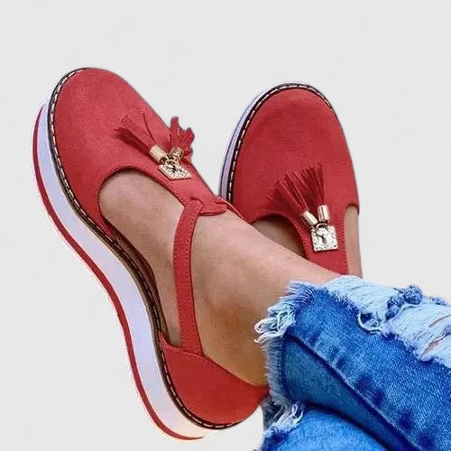 Kelsea Outdoor Walking Sandals