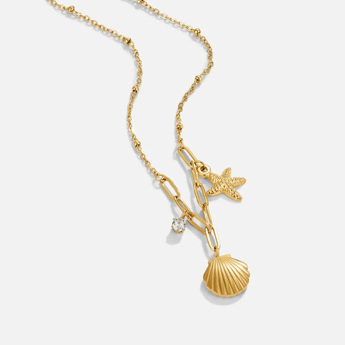 Colar dourado com concha e estrela do mar